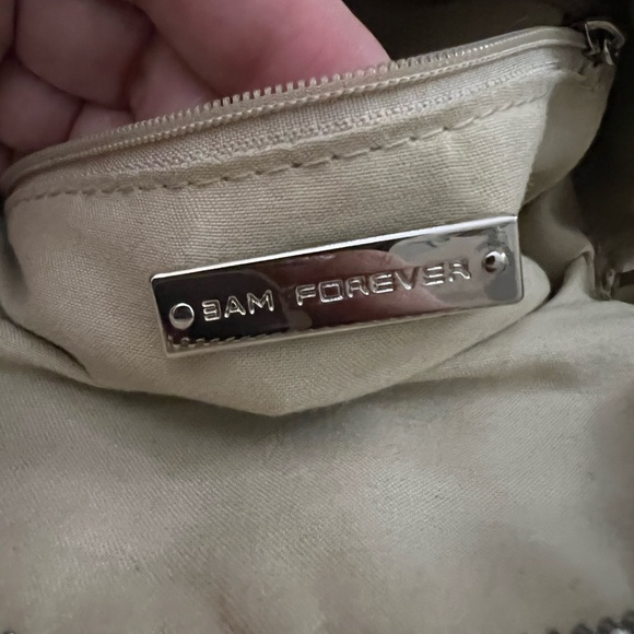 Leather Backpack with studs - Picture 4 of 4